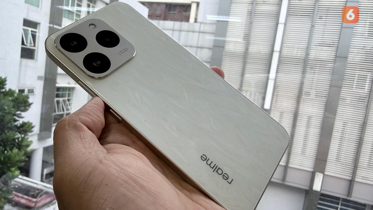 Spesifikasi dan Harga Realme 15T 5G, HP Tipis dengan Daya Tahan Baterai dan AI Canggih