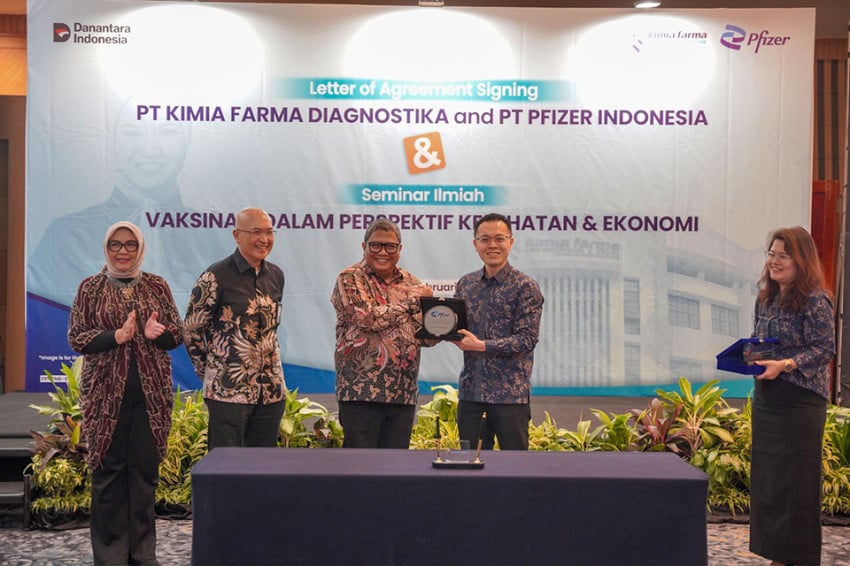 Bangun Indonesia Sehat Perkuat Vaksinasi Nasional melalui Kerja Sama Kimia Farma dan Pfizer
